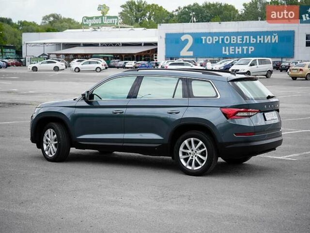Серый Шкода Kodiaq, объемом двигателя 1.98 л и пробегом 58 тыс. км за 30500 $, фото 2 на Automoto.ua