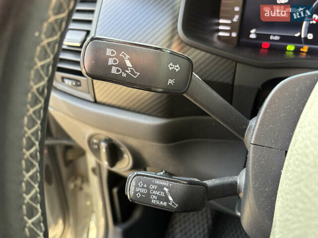 Шкода Kodiaq 2020 у Києві на Automoto.ua Сірий Шкода Kodiaq, об'ємом двигуна 2 л та пробігом 255 тис. км за 25999 $, фото 7 на Automoto.ua