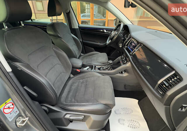 Серый Шкода Kodiaq, объемом двигателя 1.97 л и пробегом 160 тыс. км за 30474 $, фото 99 на Automoto.ua