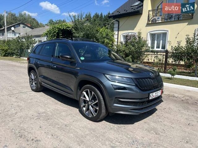 Серый Шкода Kodiaq, объемом двигателя 1.97 л и пробегом 218 тыс. км за 32900 $, фото 1 на Automoto.ua