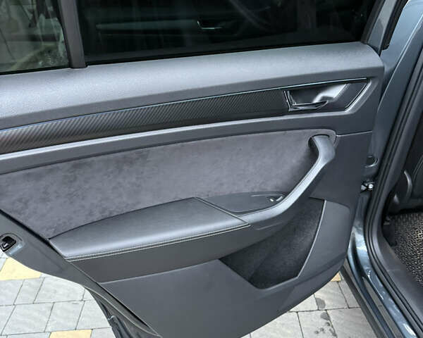 Сірий Шкода Kodiaq, об'ємом двигуна 1.97 л та пробігом 150 тис. км за 35350 $, фото 24 на Automoto.ua