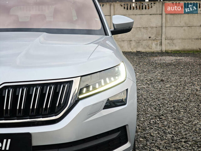 Шкода Kodiaq 2020 в Луцке на Automoto.ua Серый Шкода Kodiaq, объемом двигателя 2 л и пробегом 222 тыс. км за 31191 $, фото 9 на Automoto.ua