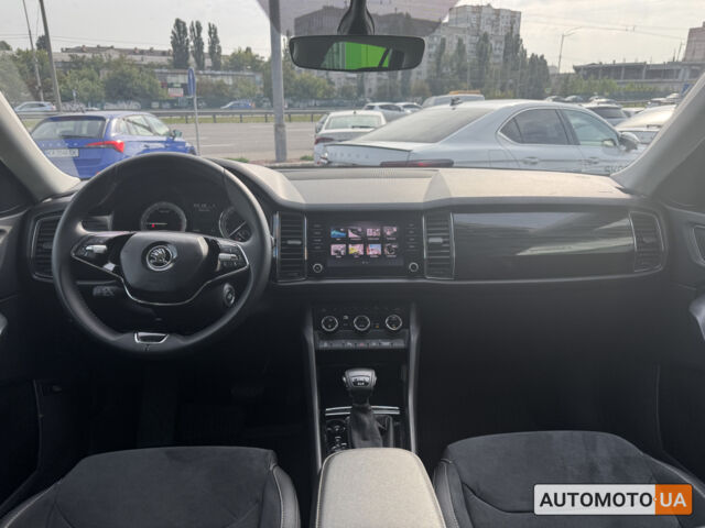 Серый Шкода Kodiaq, объемом двигателя 2 л и пробегом 92 тыс. км за 26900 $, фото 12 на Automoto.ua