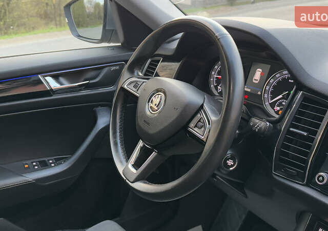 Серый Шкода Kodiaq, объемом двигателя 1.97 л и пробегом 160 тыс. км за 30474 $, фото 143 на Automoto.ua