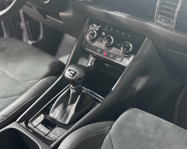 Шкода Kodiaq 2020 у Рівному на Automoto.ua Сірий Шкода Kodiaq, об'ємом двигуна 1.97 л та пробігом 78 тис. км за 32200 $, фото 19 на Automoto.ua