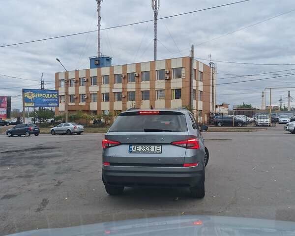 Шкода Kodiaq 2020 в Кривом Роге на Automoto.ua Серый Шкода Kodiaq, объемом двигателя 0 л и пробегом 66 тыс. км за 35000 $, фото 31 на Automoto.ua