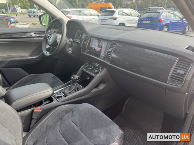 Шкода Kodiaq 2020 в Киеве на Automoto.ua Серый Шкода Kodiaq, объемом двигателя 2 л и пробегом 92 тыс. км за 28500 $, фото 9 на Automoto.ua