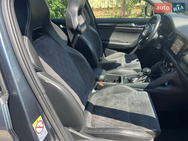 Серый Шкода Kodiaq, объемом двигателя 1.97 л и пробегом 218 тыс. км за 32900 $, фото 30 на Automoto.ua