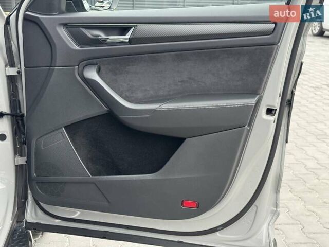 Шкода Kodiaq 2020 в Луцке на Automoto.ua Серый Шкода Kodiaq, объемом двигателя 1.97 л и пробегом 175 тыс. км за 37107 $, фото 37 на Automoto.ua