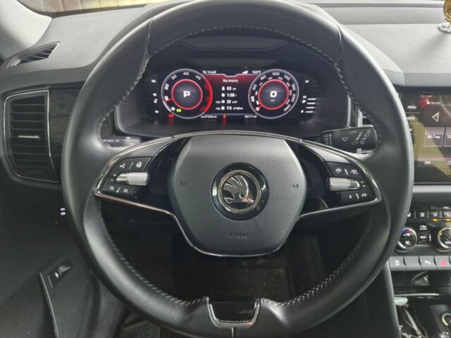 Шкода Kodiaq 2020 в Кривом Роге на Automoto.ua Серый Шкода Kodiaq, объемом двигателя 2 л и пробегом 65 тыс. км за 34000 $, фото 4 на Automoto.ua