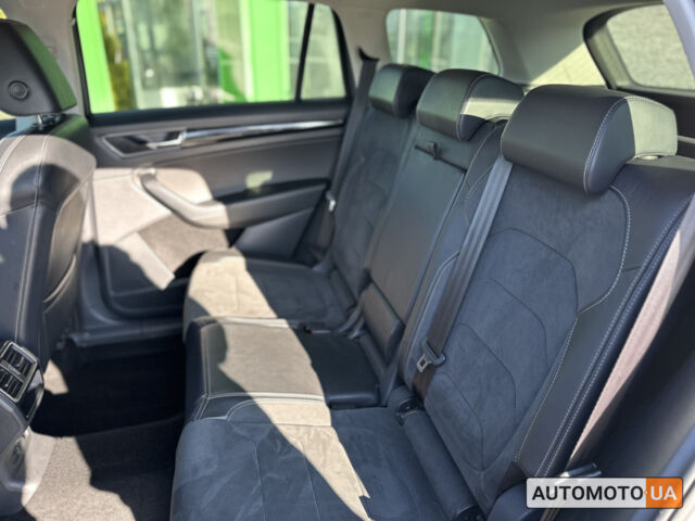 Шкода Kodiaq 2020 в Хмельницком на Automoto.ua Серый Шкода Kodiaq, объемом двигателя 2 л и пробегом 93 тыс. км за 31239 $, фото 14 на Automoto.ua