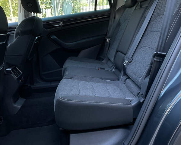 Серый Шкода Kodiaq, объемом двигателя 1.97 л и пробегом 222 тыс. км за 28000 $, фото 20 на Automoto.ua