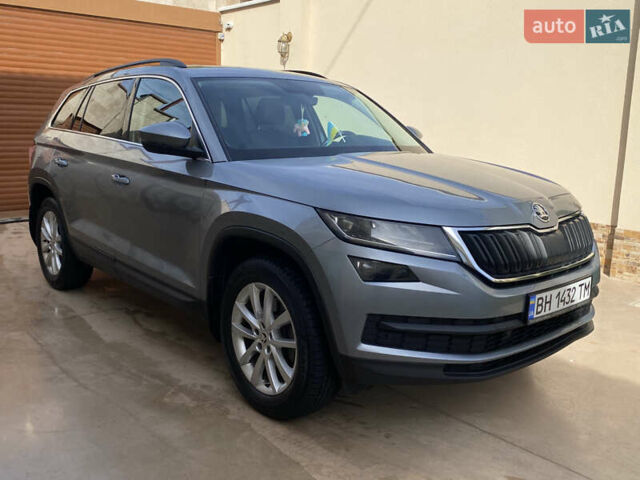 Серый Шкода Kodiaq, объемом двигателя 1.98 л и пробегом 209 тыс. км за 25200 $, фото 2 на Automoto.ua
