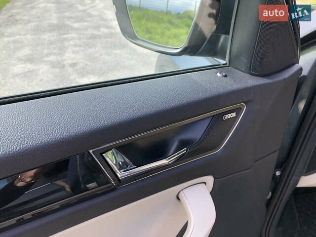 Серый Шкода Kodiaq, объемом двигателя 1.97 л и пробегом 225 тыс. км за 33500 $, фото 51 на Automoto.ua
