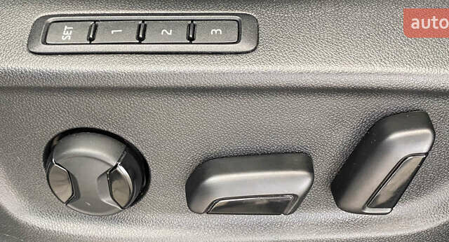 Серый Шкода Kodiaq, объемом двигателя 1.97 л и пробегом 179 тыс. км за 29950 $, фото 8 на Automoto.ua