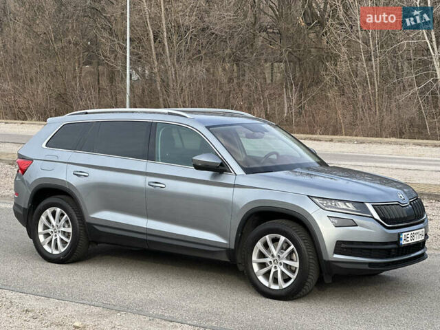 Серый Шкода Kodiaq, объемом двигателя 2 л и пробегом 69 тыс. км за 33500 $, фото 4 на Automoto.ua