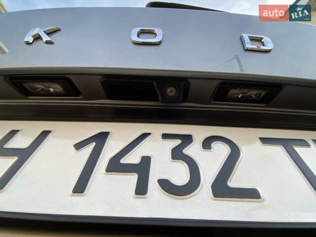 Серый Шкода Kodiaq, объемом двигателя 1.98 л и пробегом 209 тыс. км за 25200 $, фото 55 на Automoto.ua