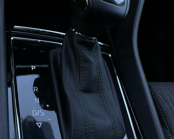 Серый Шкода Kodiaq, объемом двигателя 1.97 л и пробегом 222 тыс. км за 28000 $, фото 18 на Automoto.ua