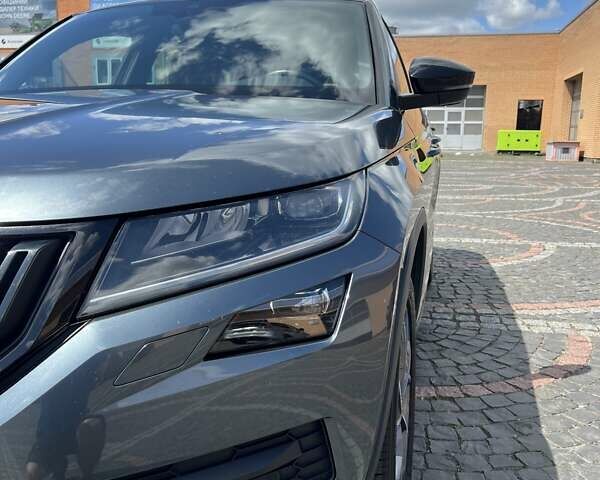 Серый Шкода Kodiaq, объемом двигателя 1.97 л и пробегом 170 тыс. км за 29000 $, фото 19 на Automoto.ua