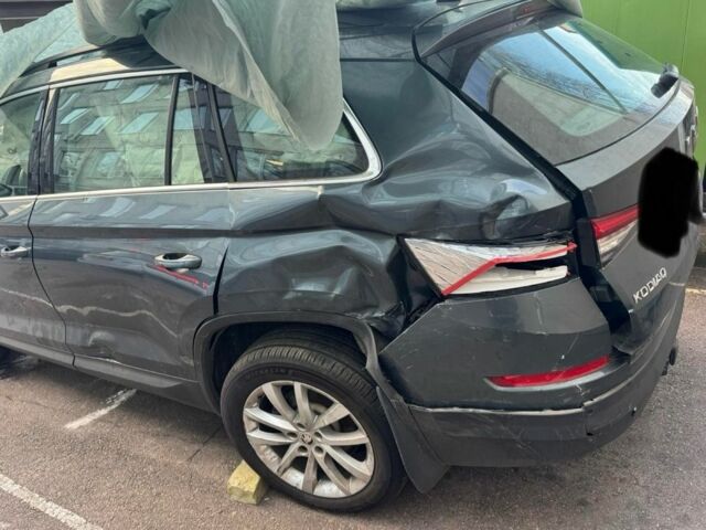 Серый Шкода Kodiaq, объемом двигателя 2 л и пробегом 130 тыс. км за 10000 $, фото 4 на Automoto.ua