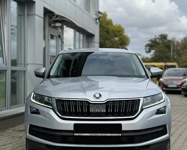 Шкода Kodiaq 2020 в Одессе на Automoto.ua Серый Шкода Kodiaq, объемом двигателя 1.97 л и пробегом 136 тыс. км за 30000 $, фото 3 на Automoto.ua