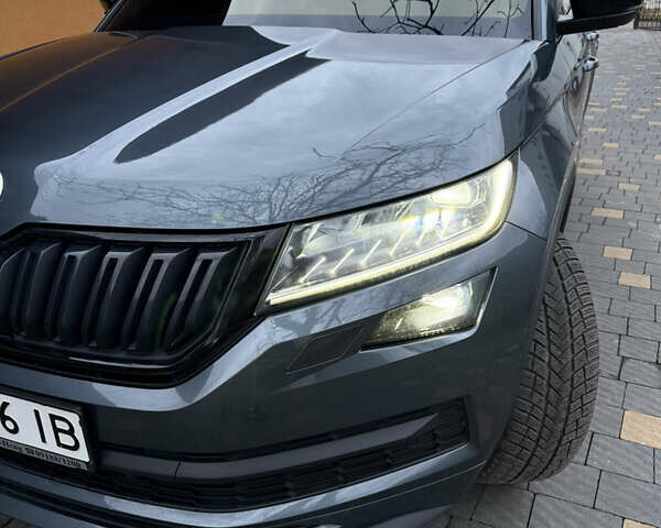 Сірий Шкода Kodiaq, об'ємом двигуна 1.97 л та пробігом 150 тис. км за 35350 $, фото 5 на Automoto.ua