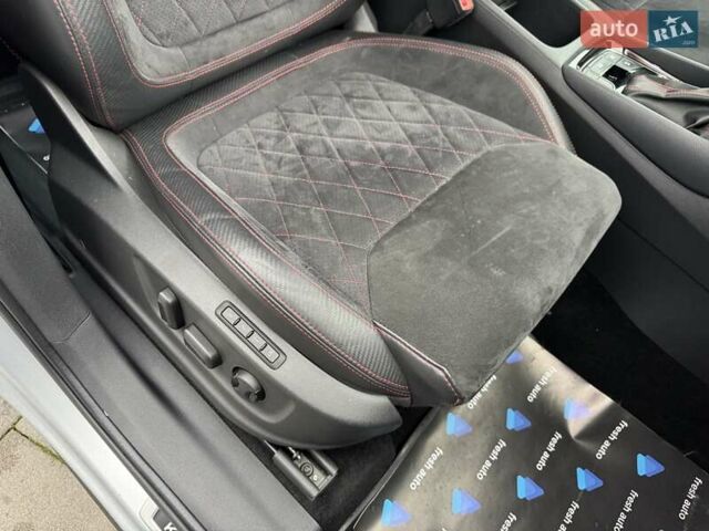 Серый Шкода Kodiaq, объемом двигателя 2 л и пробегом 145 тыс. км за 37900 $, фото 36 на Automoto.ua