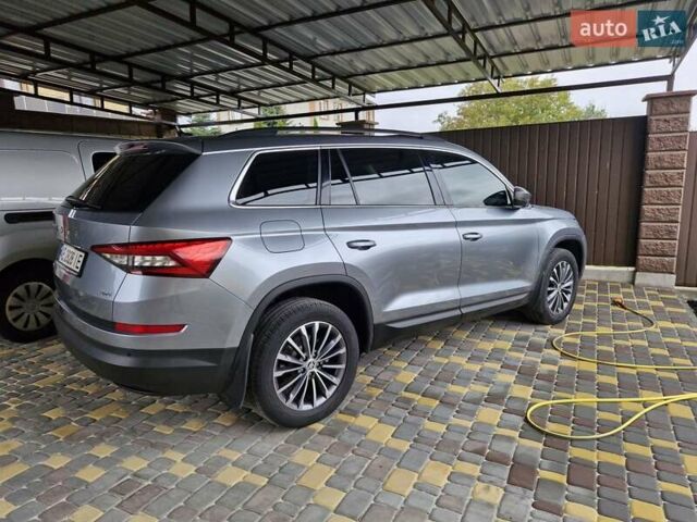 Шкода Kodiaq 2020 в Кривом Роге на Automoto.ua Серый Шкода Kodiaq, объемом двигателя 0 л и пробегом 66 тыс. км за 35000 $, фото 33 на Automoto.ua