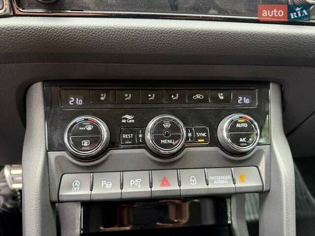 Серый Шкода Kodiaq, объемом двигателя 1.97 л и пробегом 204 тыс. км за 32000 $, фото 46 на Automoto.ua