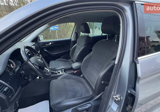 Серый Шкода Kodiaq, объемом двигателя 1.97 л и пробегом 160 тыс. км за 30474 $, фото 177 на Automoto.ua