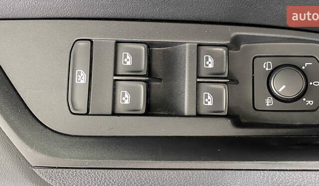 Серый Шкода Kodiaq, объемом двигателя 1.97 л и пробегом 179 тыс. км за 29950 $, фото 55 на Automoto.ua