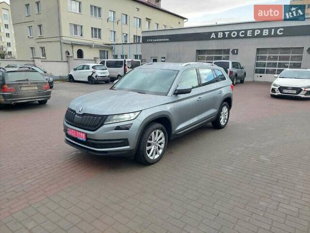 Сірий Шкода Kodiaq, об'ємом двигуна 1.98 л та пробігом 291 тис. км за 25500 $, фото 2 на Automoto.ua