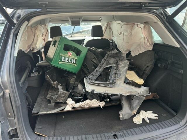 Серый Шкода Kodiaq, объемом двигателя 2 л и пробегом 130 тыс. км за 10000 $, фото 6 на Automoto.ua