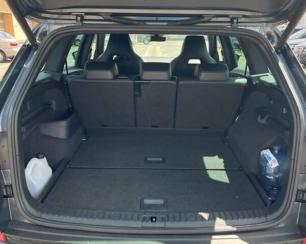 Серый Шкода Kodiaq, объемом двигателя 1.97 л и пробегом 170 тыс. км за 29000 $, фото 10 на Automoto.ua