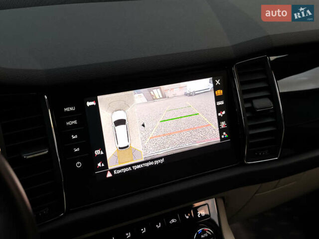 Шкода Kodiaq 2020 в Луцке на Automoto.ua Серый Шкода Kodiaq, объемом двигателя 2 л и пробегом 222 тыс. км за 31191 $, фото 38 на Automoto.ua