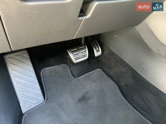 Серый Шкода Kodiaq, объемом двигателя 1.97 л и пробегом 218 тыс. км за 32900 $, фото 15 на Automoto.ua