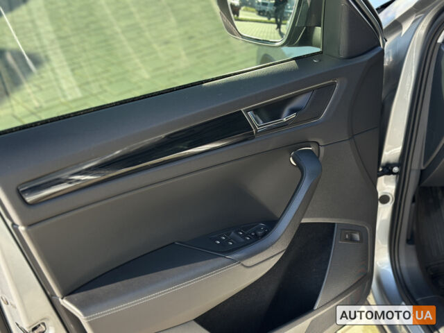 Шкода Kodiaq 2020 в Хмельницком на Automoto.ua Серый Шкода Kodiaq, объемом двигателя 2 л и пробегом 93 тыс. км за 31239 $, фото 13 на Automoto.ua