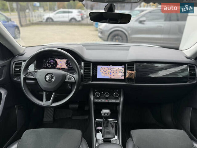 Шкода Kodiaq 2020 в Одессе на Automoto.ua Серый Шкода Kodiaq, объемом двигателя 1.97 л и пробегом 136 тыс. км за 30000 $, фото 15 на Automoto.ua