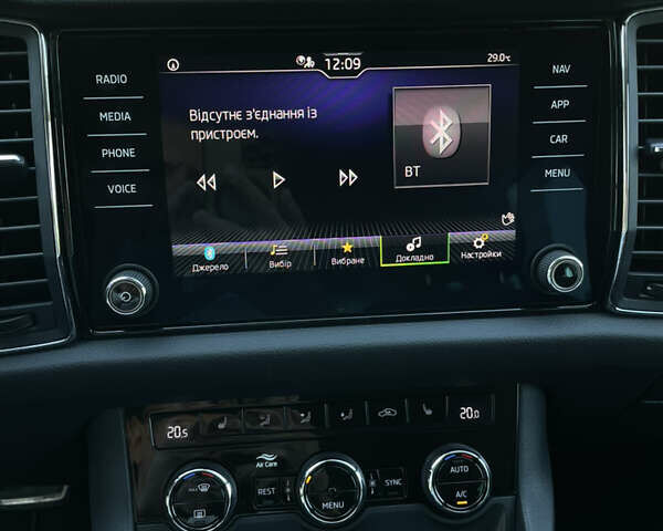 Серый Шкода Kodiaq, объемом двигателя 1.97 л и пробегом 222 тыс. км за 28000 $, фото 17 на Automoto.ua