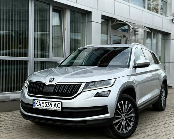 Шкода Kodiaq 2020 в Одессе на Automoto.ua Серый Шкода Kodiaq, объемом двигателя 1.97 л и пробегом 136 тыс. км за 30000 $, фото 1 на Automoto.ua