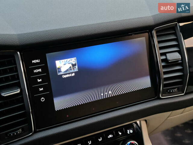 Шкода Kodiaq 2020 в Луцке на Automoto.ua Серый Шкода Kodiaq, объемом двигателя 2 л и пробегом 222 тыс. км за 31191 $, фото 52 на Automoto.ua