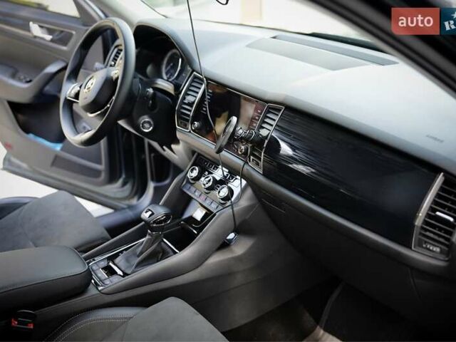 Сірий Шкода Kodiaq, об'ємом двигуна 1.98 л та пробігом 79 тис. км за 29900 $, фото 28 на Automoto.ua