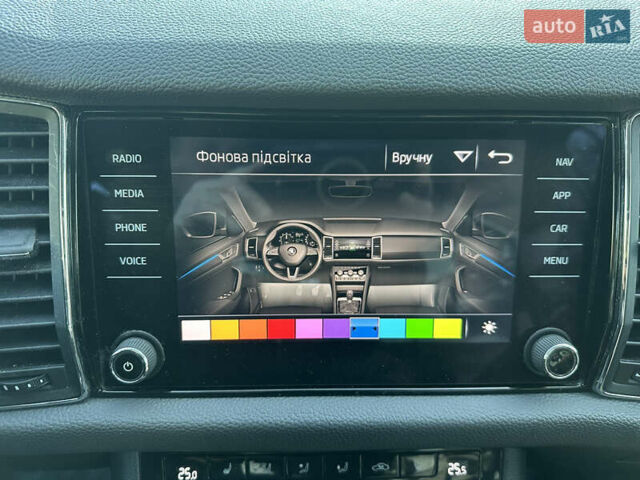 Сірий Шкода Kodiaq, об'ємом двигуна 1.97 л та пробігом 50 тис. км за 27000 $, фото 15 на Automoto.ua