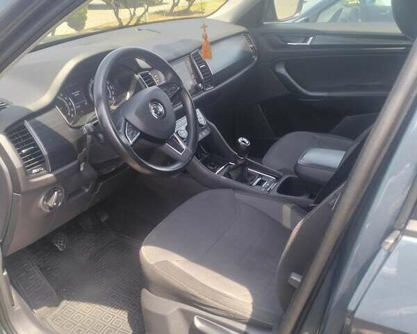 Серый Шкода Kodiaq, объемом двигателя 1.97 л и пробегом 195 тыс. км за 28300 $, фото 7 на Automoto.ua