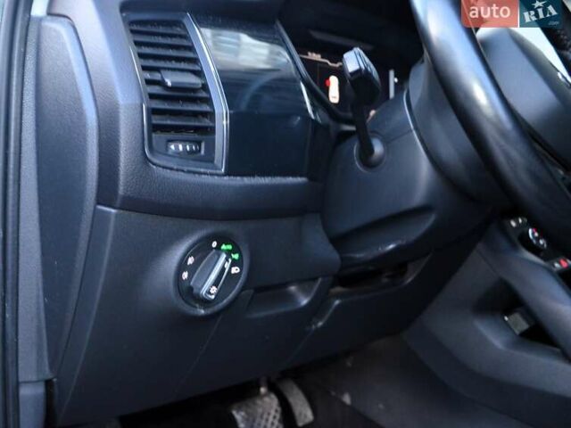 Сірий Шкода Kodiaq, об'ємом двигуна 1.98 л та пробігом 315 тис. км за 24985 $, фото 35 на Automoto.ua