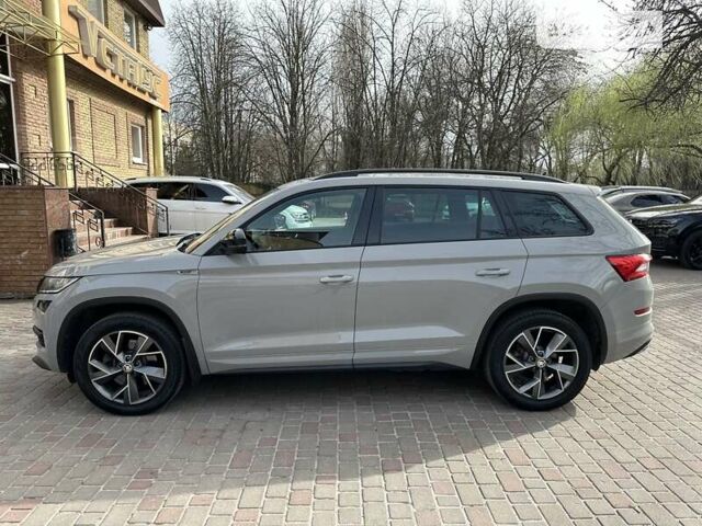 Сірий Шкода Kodiaq, об'ємом двигуна 1.98 л та пробігом 61 тис. км за 35500 $, фото 3 на Automoto.ua