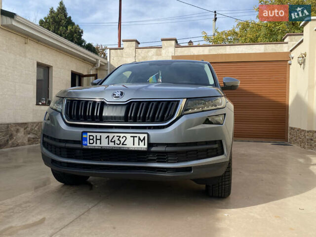 Серый Шкода Kodiaq, объемом двигателя 1.98 л и пробегом 209 тыс. км за 25200 $, фото 6 на Automoto.ua