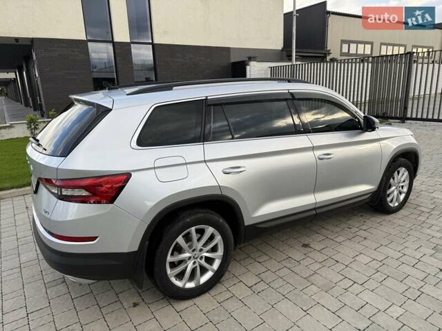Серый Шкода Kodiaq, объемом двигателя 1.98 л и пробегом 92 тыс. км за 31000 $, фото 9 на Automoto.ua