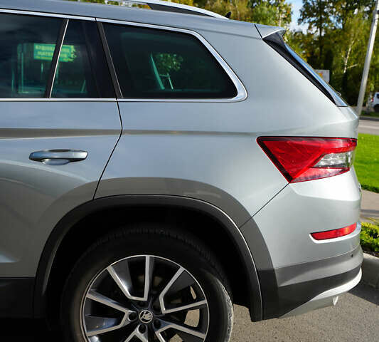 Шкода Kodiaq 2020 у Умани на Automoto.ua Сірий Шкода Kodiaq, об'ємом двигуна 1.97 л та пробігом 194 тис. км за 33999 $, фото 4 на Automoto.ua