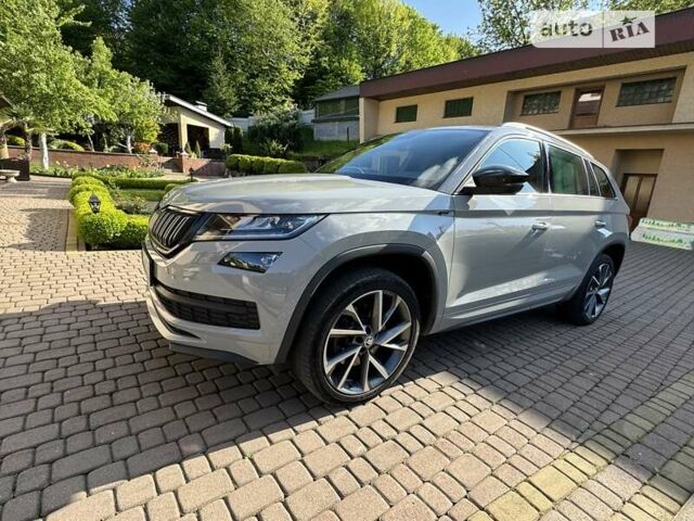 Серый Шкода Kodiaq, объемом двигателя 1.97 л и пробегом 177 тыс. км за 35800 $, фото 62 на Automoto.ua